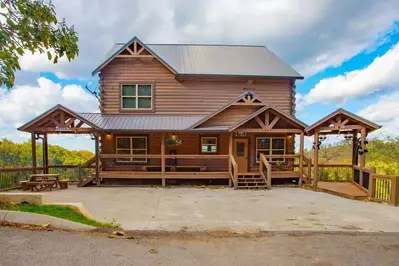 queen bee smoky mountain cabin