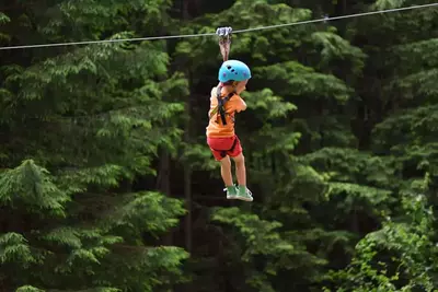 kid ziplining