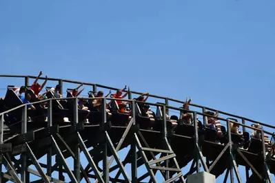 thunderhead roller coaster at dollywood