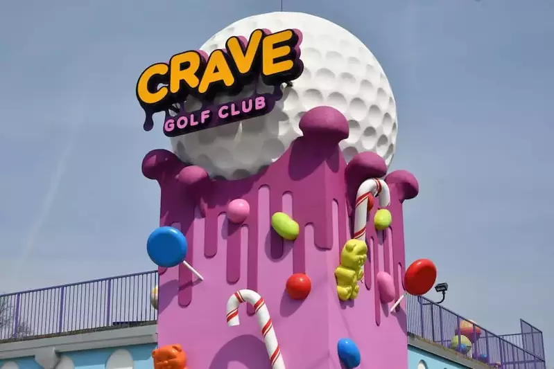 Crave Indoor Mini Golf