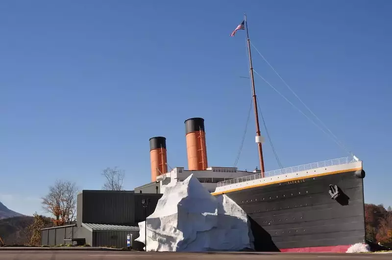 Titanic in Pigeon Forge