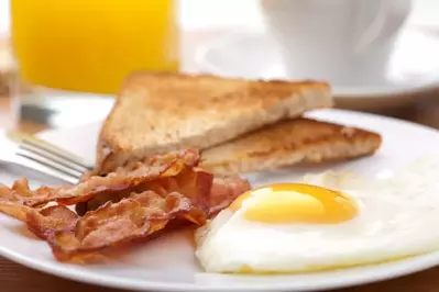 bacon, eggs and toast