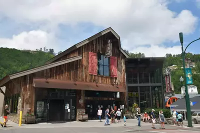 sugarland distillery gatlinburg