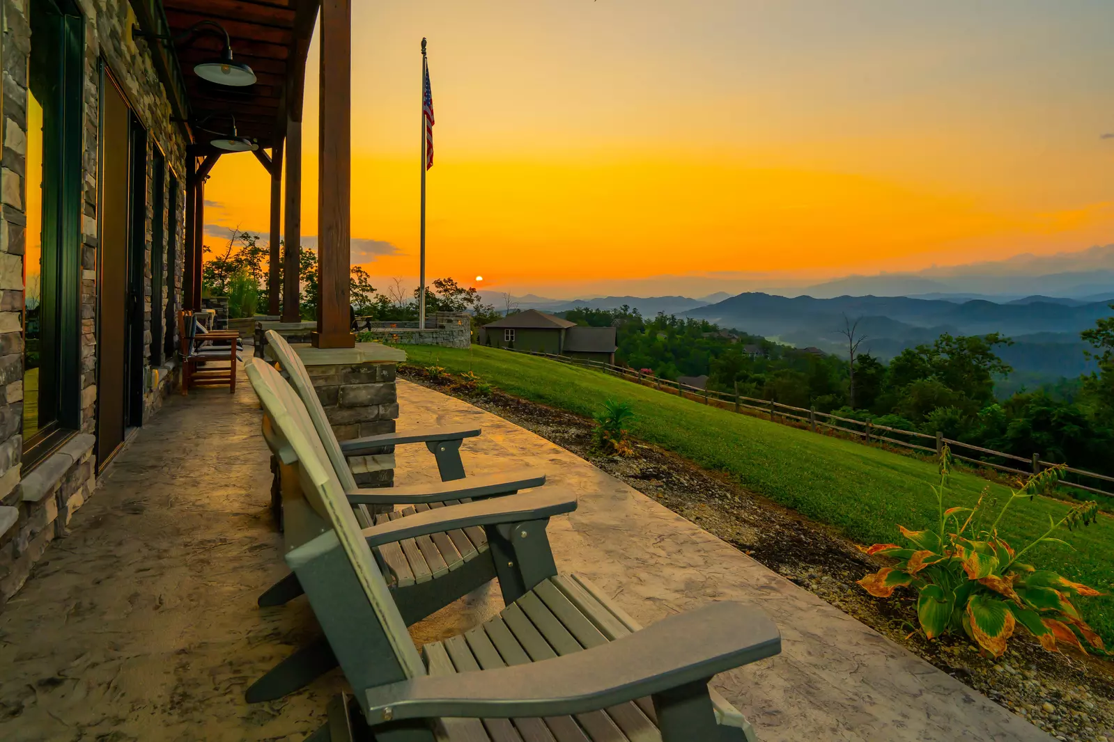 Adventure Lodge at Laurel Cove