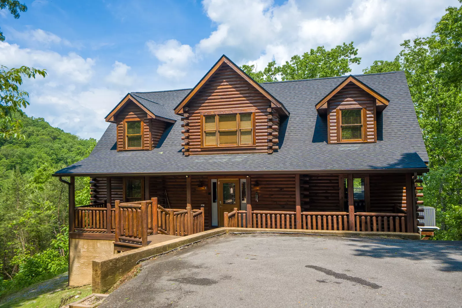 WaterFall View Lodge