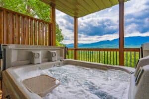 hot tub at a Smoky mountain cabin